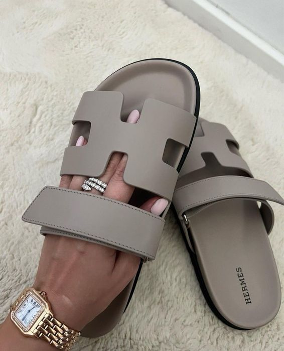 Hermes Chypre sandals