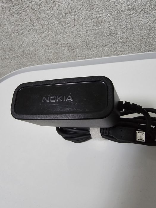 Продам Nokia 8800 Carbon