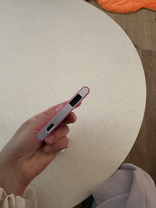 Powerbank нова.