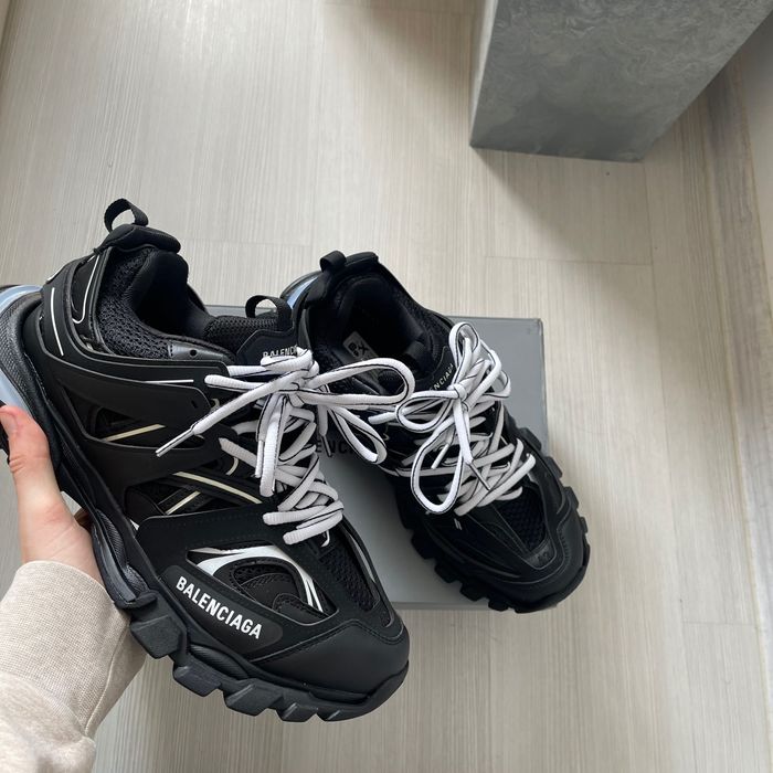Balenciaga Tracks Negru Cu Alb Mărimea 43