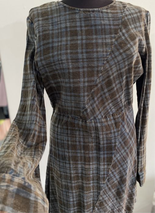 Rochiță nouă cu etichetă