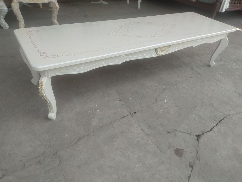 Jurnalniy stol (Katta razmerda)