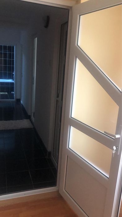 Închiriez apartament 2 camere decomandat, Slobozia, str. Mihai Eminescu