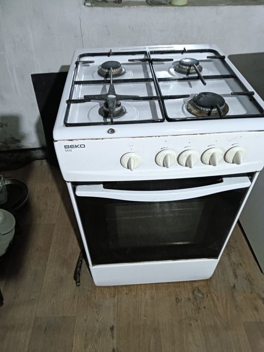 Продам газ плиту