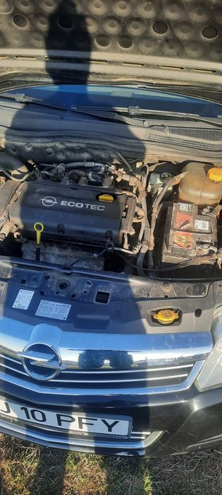 Vând Opel astra anstare bună 2009 și la combinați