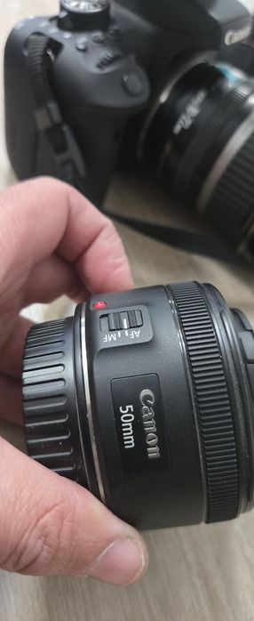 Pachet Canon 750D cu Obiective si Blitz . Ca Nou