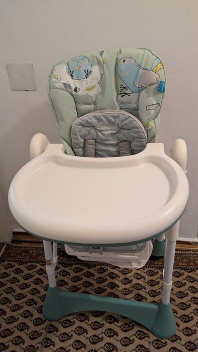 Vând scaun-masă copii