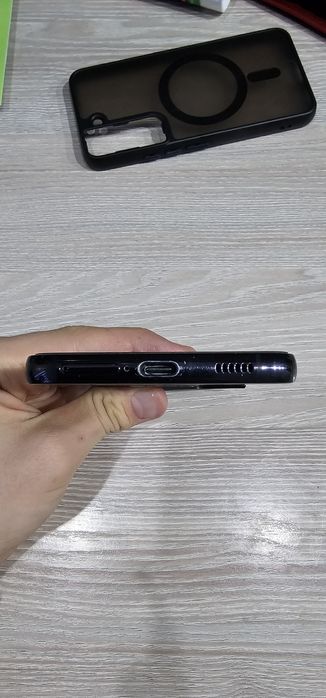 Samsung s 22 в хорошем состоянии