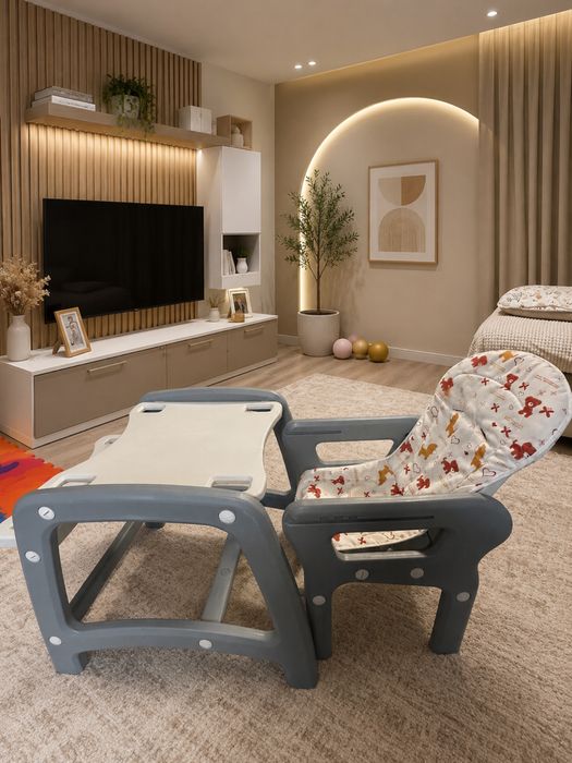 Scaun de masă bebe
