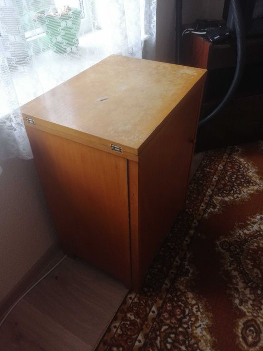 Продавам шевна машина Union