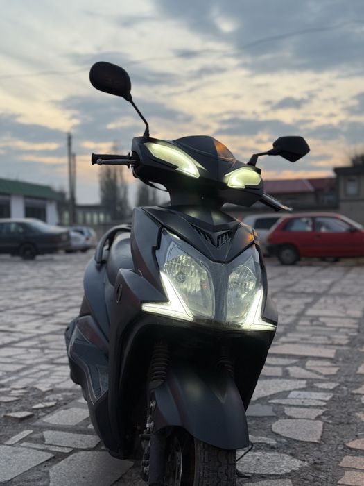 скутер 125 кубов