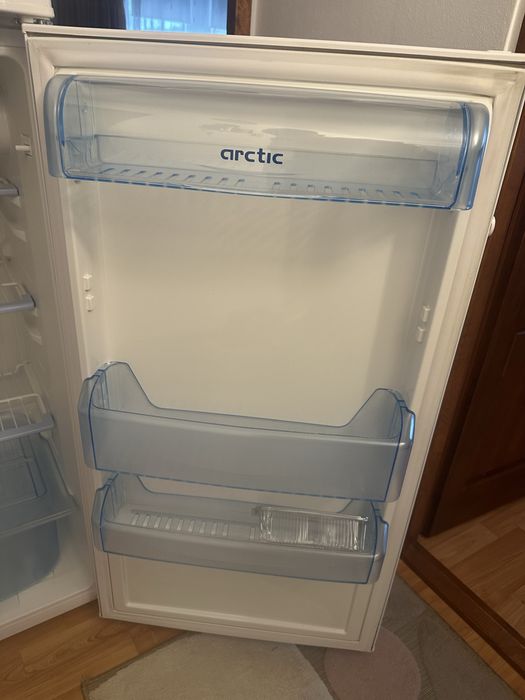 Frigider Arctic negociabil