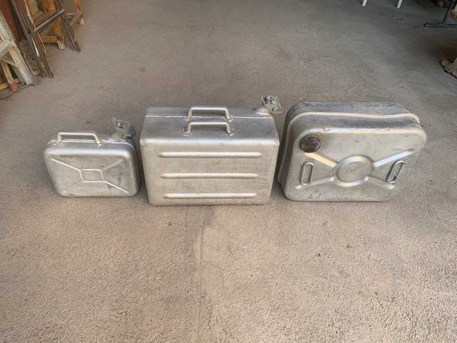 Продам алюминиевые баки 40, 40, 10 л.