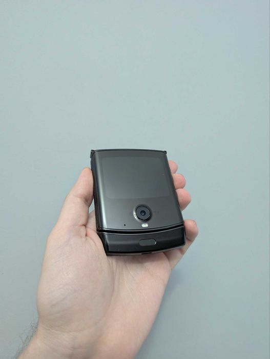Motorola Razr 2020 [128 GB] срочно