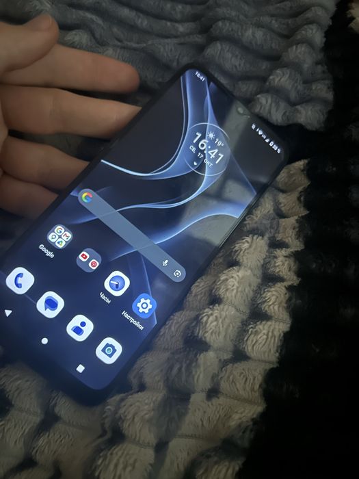 Продам Motorola e13
