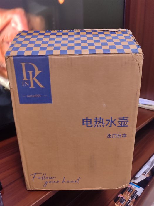 Продам новый чайник.