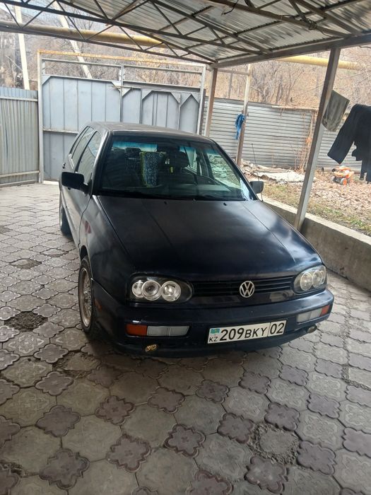 Продам Volkswagen Golf