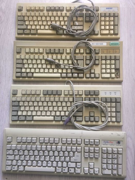 Tastaturi retro vintage pc 286 486