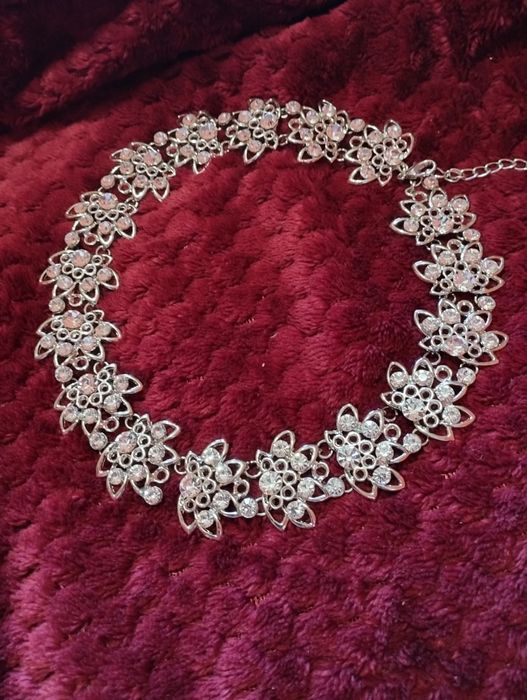 Бижутерия и украшения ручной работы