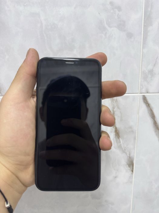 Продам Iphone 11 pro