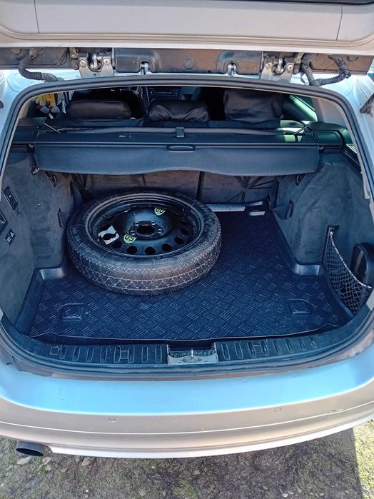 Bmw e91 320d 2007,vand sau schimb cu auto in 7 locuri