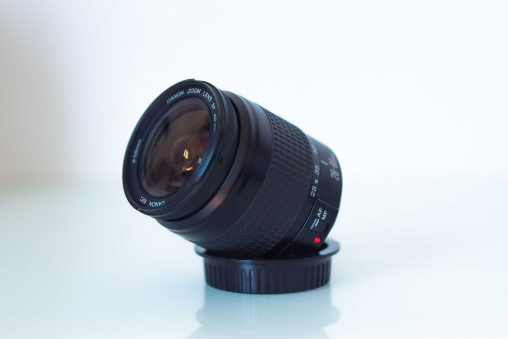 Obiectiv CANON Full Frame 28-80mm Macro