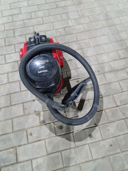 Продам пылесос Philips AquaAction