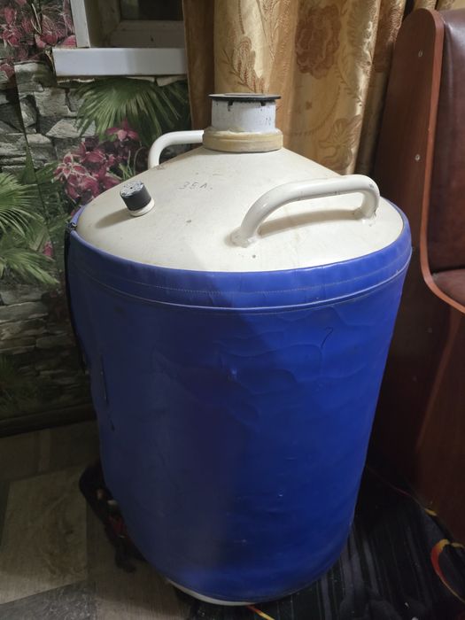 Сосуд Дюара для жидкого азота