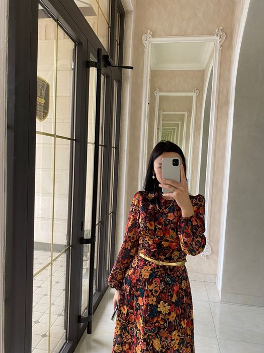 Повседненые и вечерные платья