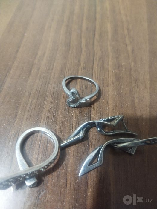 Продам серебро .