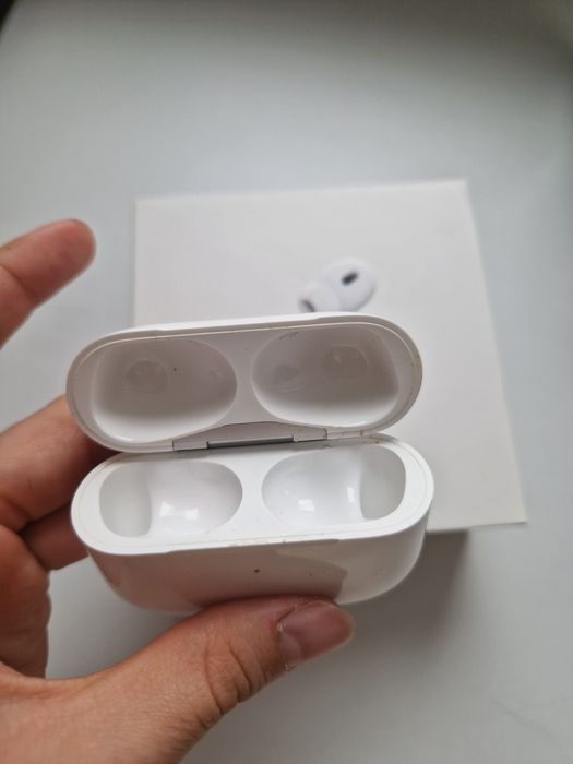 AirPods Pro (2ds generation)