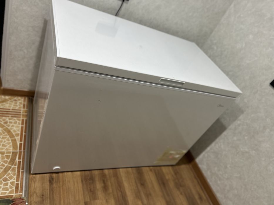 Продам морозильник