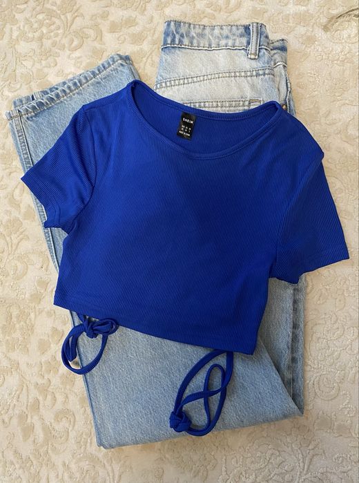 Jeans Bershka marimea xs