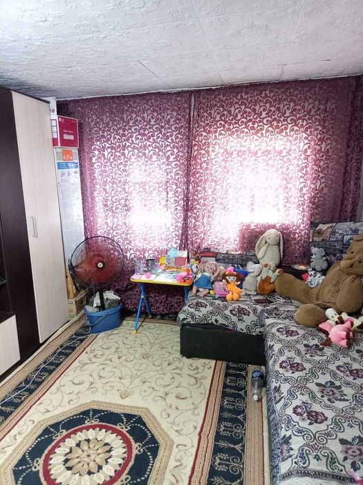 Продам дом с бассейном в центре СРОЧНО