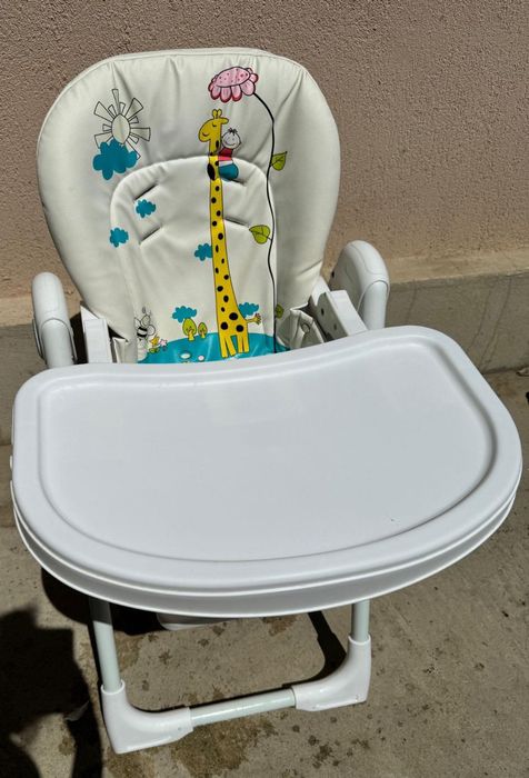 Scaun de masa pentru bebeluși