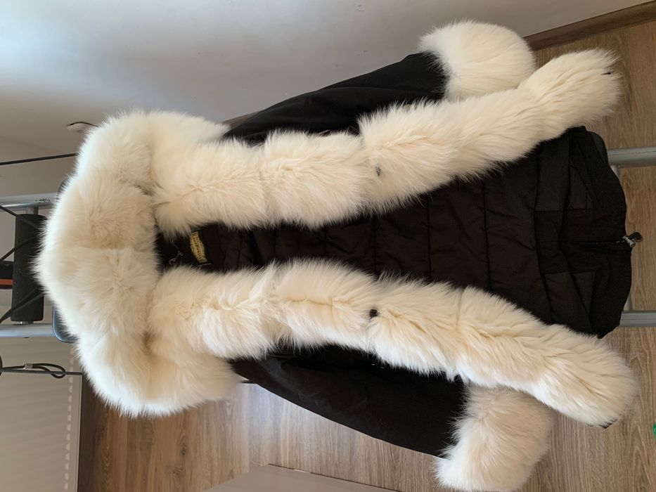 Модная оригинальная парка