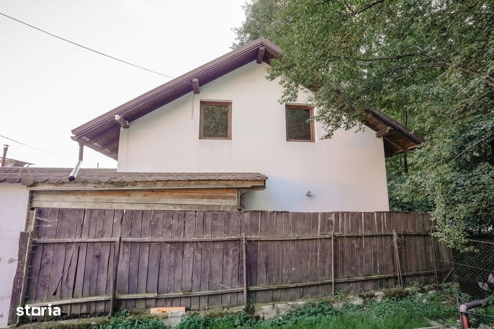 Casă cu teren la Prundu Bârgaului