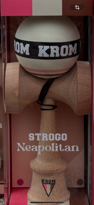 kendama strogo napolitan