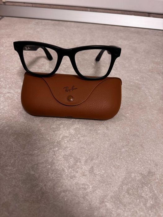 Ochelari Inteligenți Ray-Ban Meta Wayfarer - Ramă Neagră mat, Lentile heliomate (transitions) 53-22