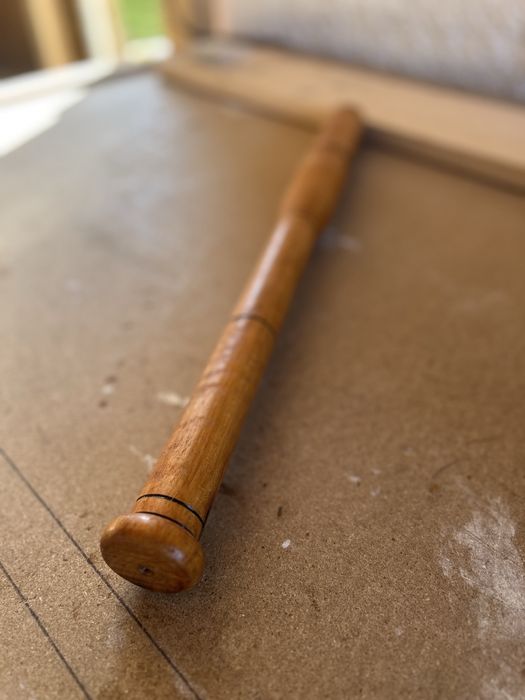 Ръчна изработка на  дървени маси, столове, пейки, огради, навеси и др.