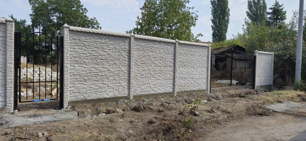 Армирани бетонни панелни огради.