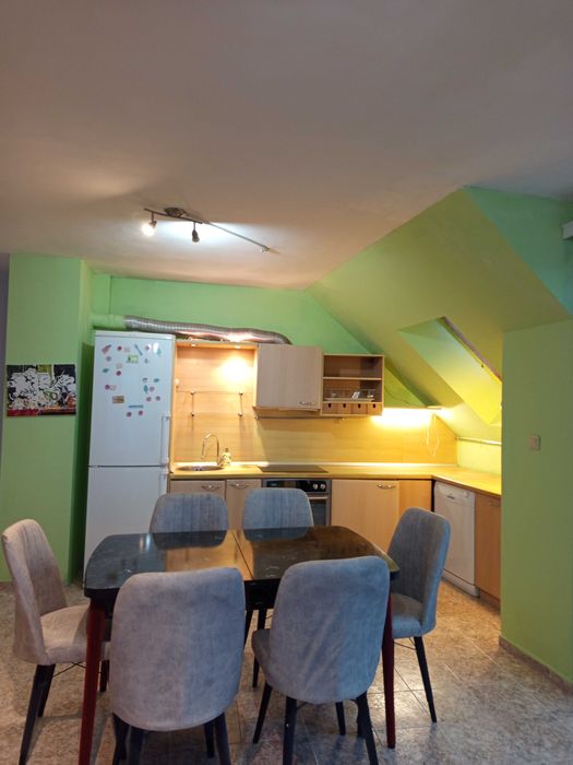 Дава се под наем Двустаен апартамент в Варна, Център - 80 кв.м за 663 € - Снимка #5