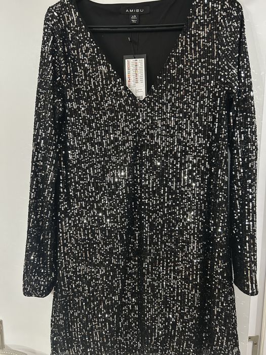 Парти рокля с пайети