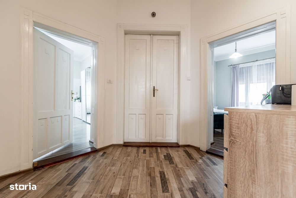 Rezervat Apartament ultracentral cu 4 camere decomandat