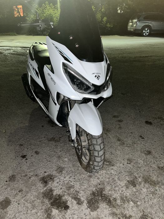 Продам макси 175 куб