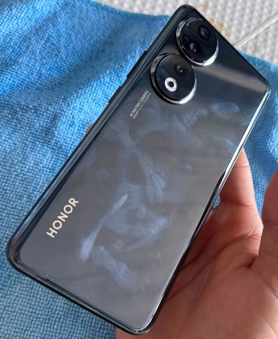 Honor 90 5G 12+7 RAM 512Gb