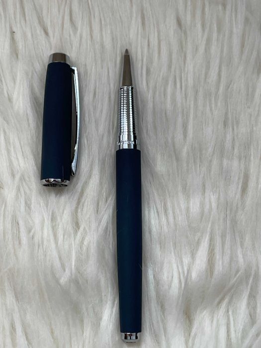 Doua Pixuri  Cerruti Originale  Impecabile