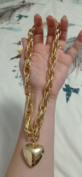 Бижута - гривни и синжири