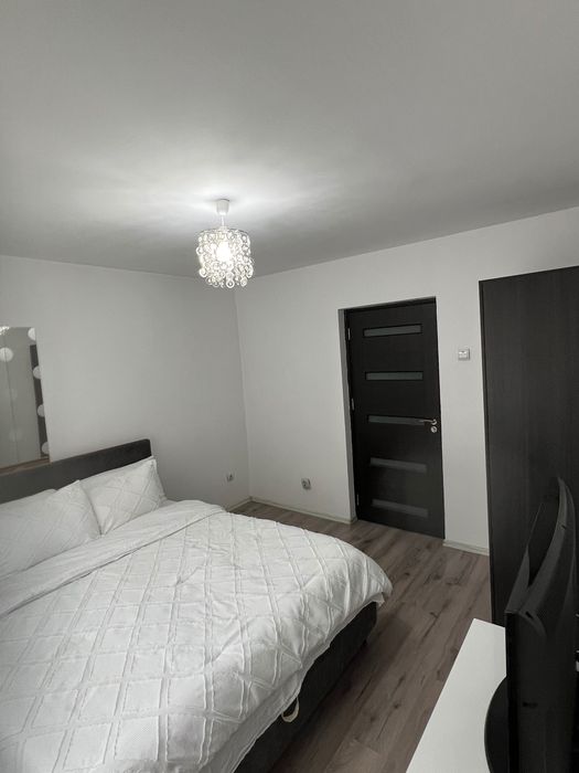 Apartament 3 camere , Gata de mutat.