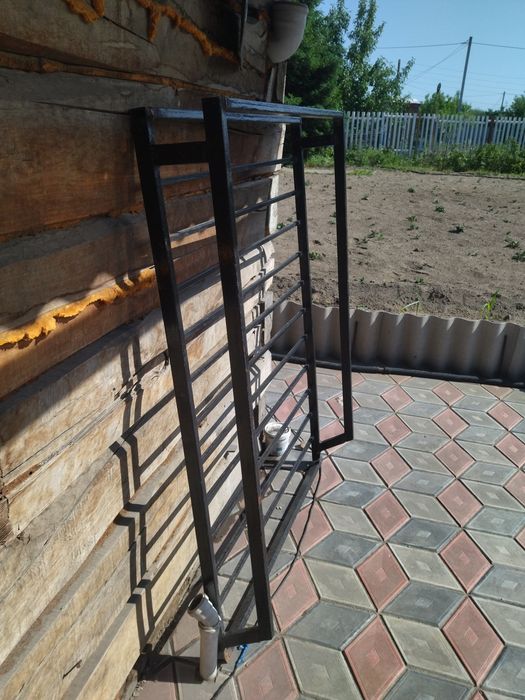 Продам багажник на рейлинги авто